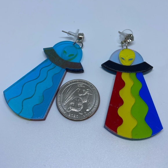 Alien earrings - Picture 3 of 8